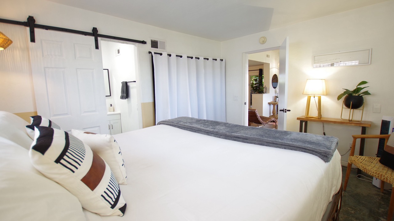 Photo of Bedroom in Ridgeview - Webster