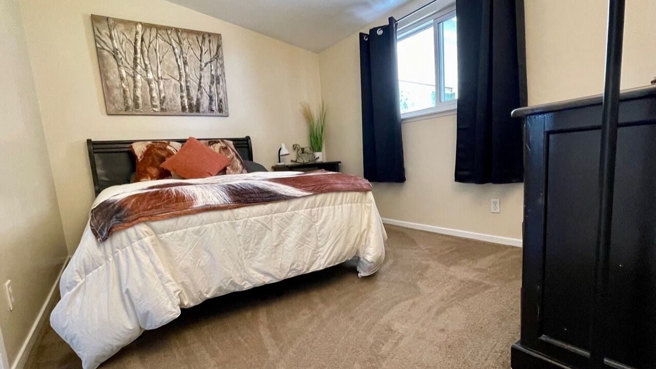 Photo of Bedroom in Thousand Oaks