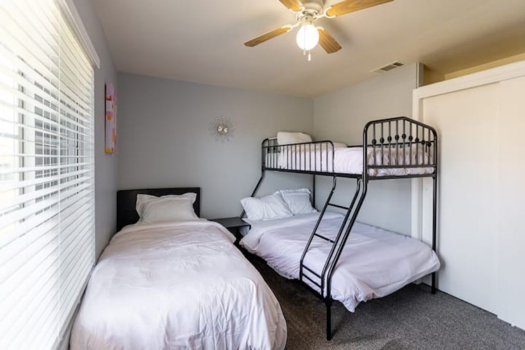 Photo of Bedroom in Greenacres