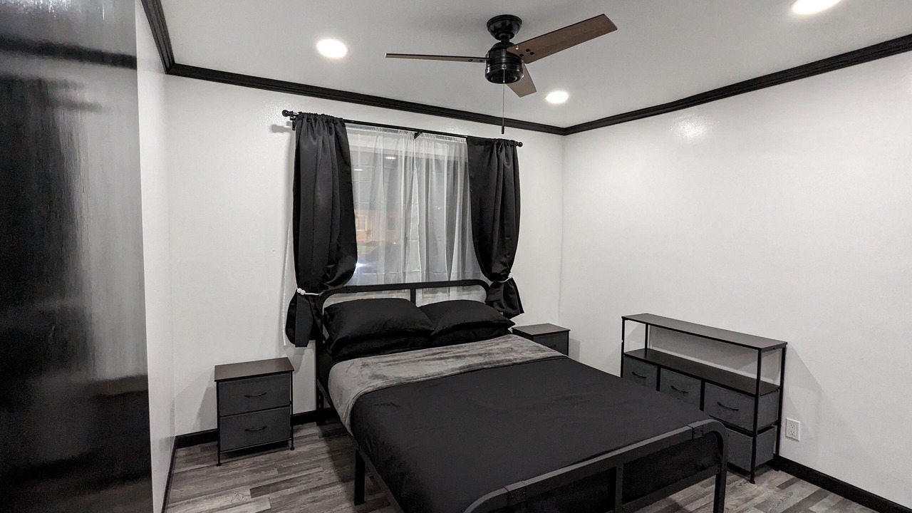 Photo of Bedroom in Mount Wilson