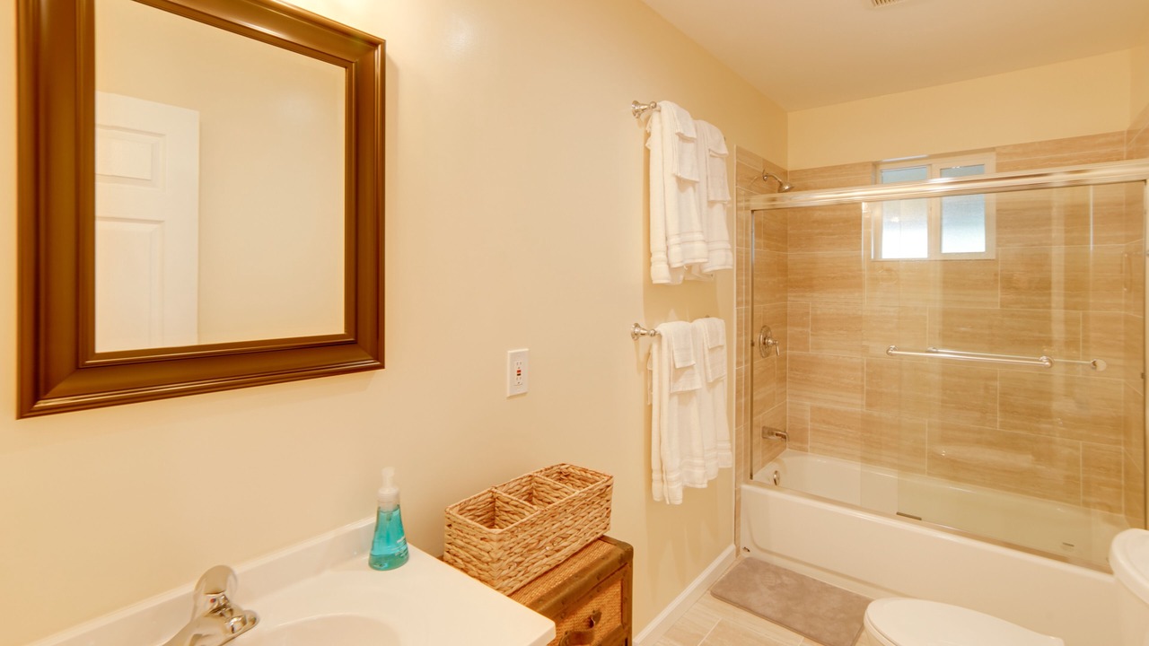 Photo of Bathroom in Clearlake