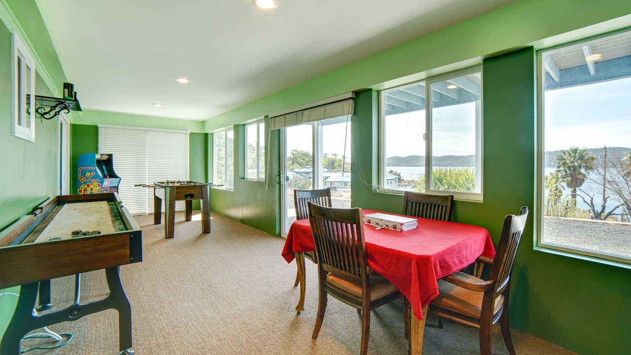 Photo of Bedroom in Clearlake