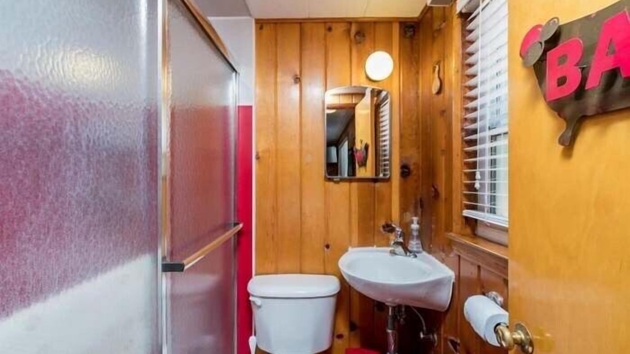 Photo of Bathroom in Shaver Lake