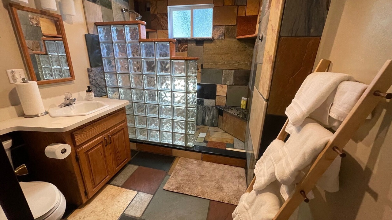 Photo of Bathroom in Willow Creek