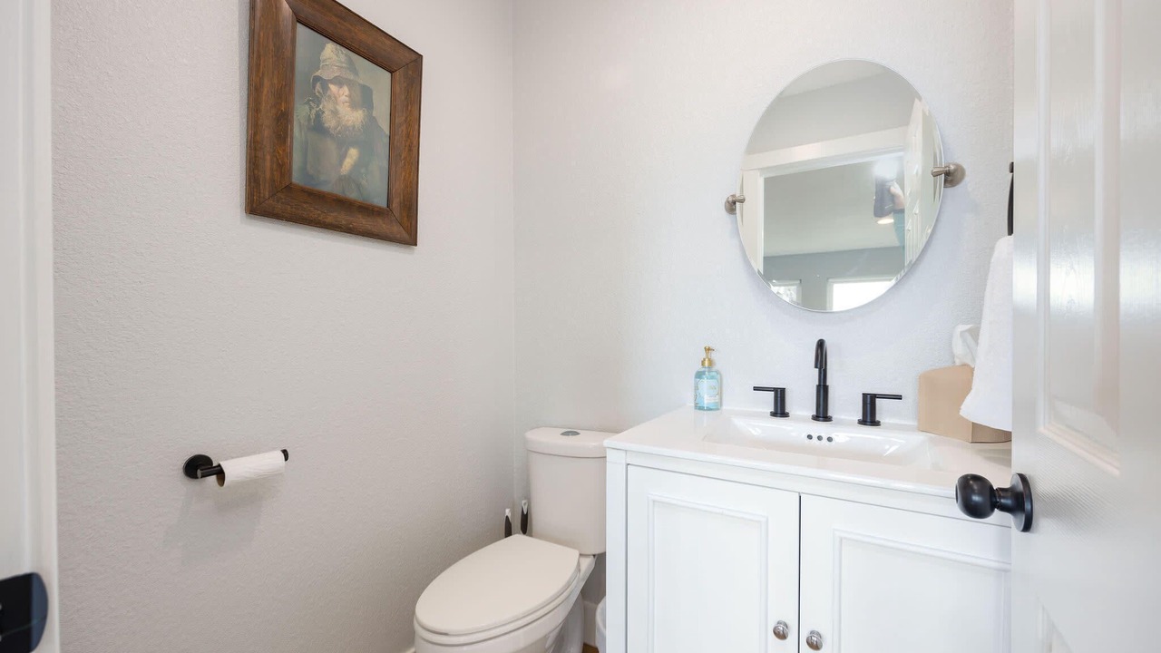 Photo of Bathroom in Moss Beach