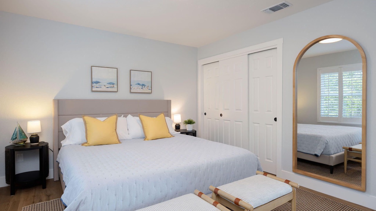 Photo of Bedroom in Moss Beach