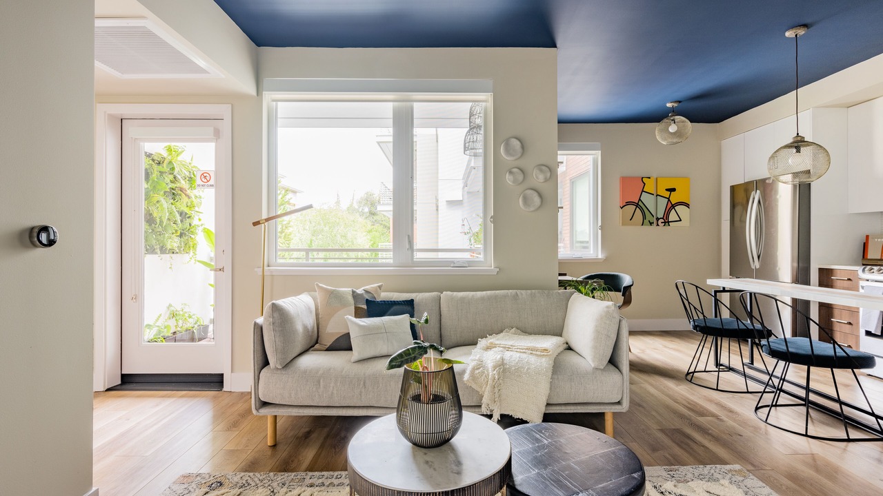 Photo of Livingroom in Evergreen Park