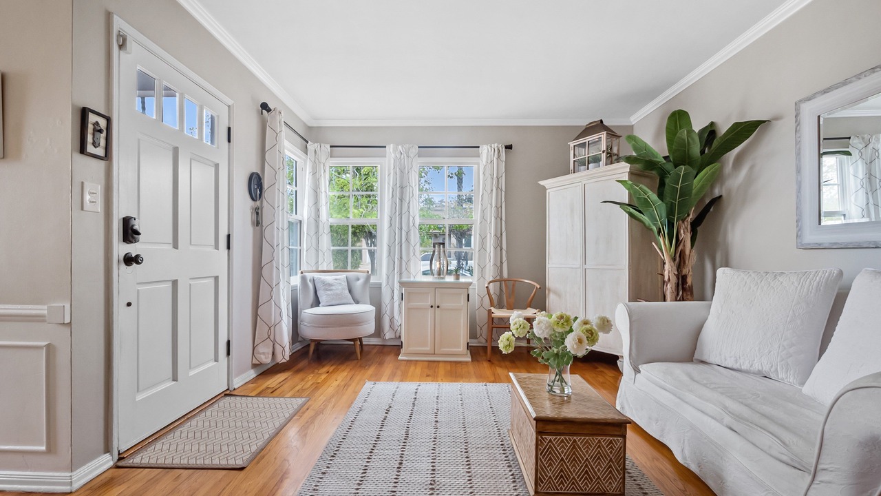 Photo of Livingroom in Sunset Cliffs