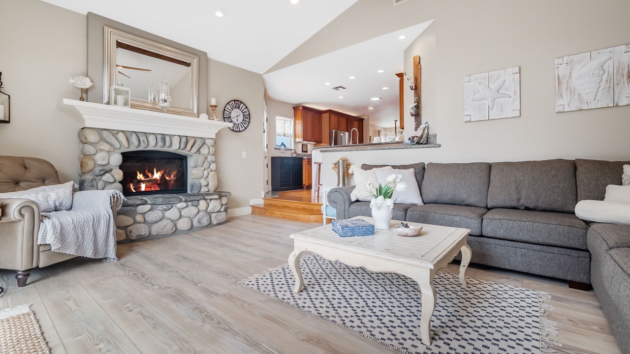 Photo of Livingroom in Sunset Cliffs