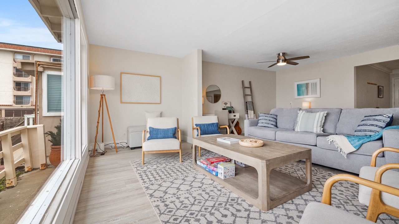 Photo of Livingroom in Sunset Cliffs