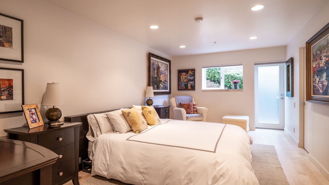 Photo of Bedroom in Sausalito