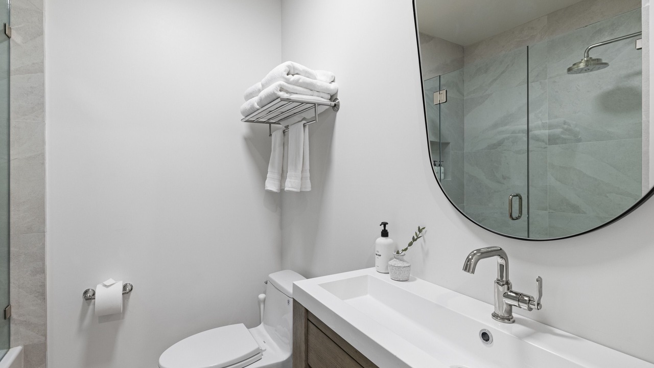 Photo of Bathroom in Laguna