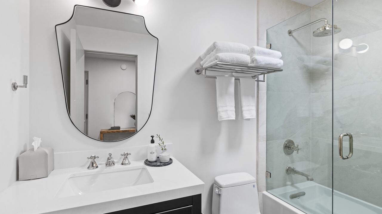Photo of Bathroom in Laguna