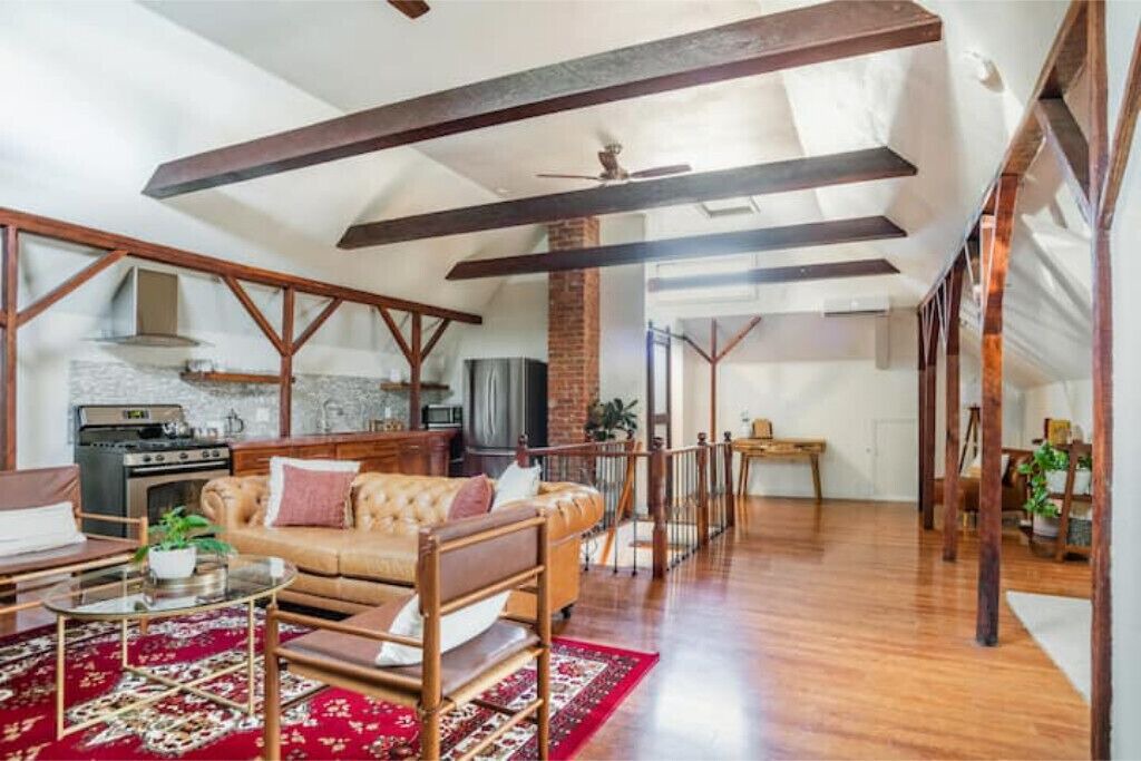 Photo of Livingroom in Midtown Sacramento