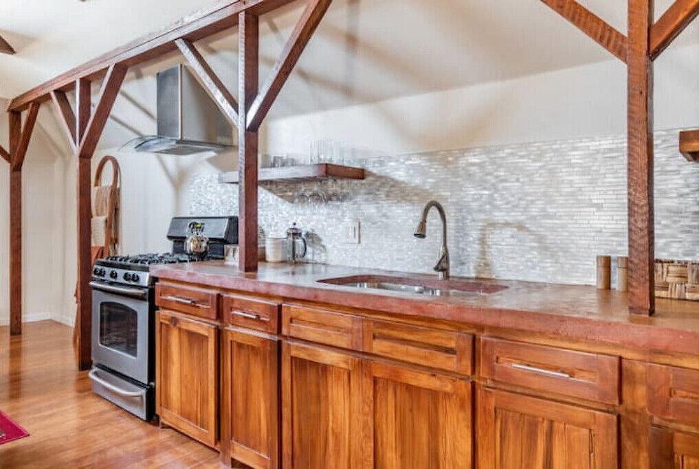 Photo of Kitchen in Midtown Sacramento