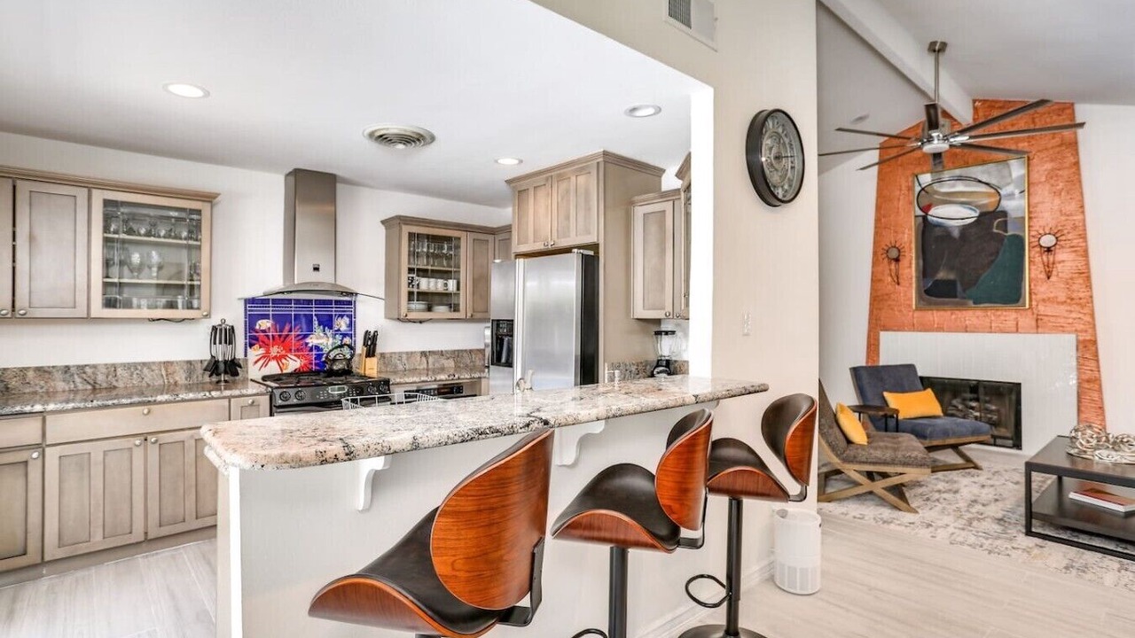 Photo of Kitchen in Racquet Club Estates