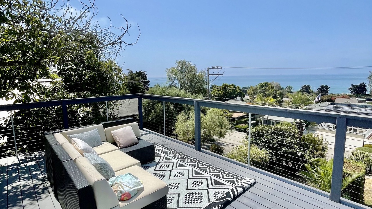 Photo of Patio Balcony in Summerland