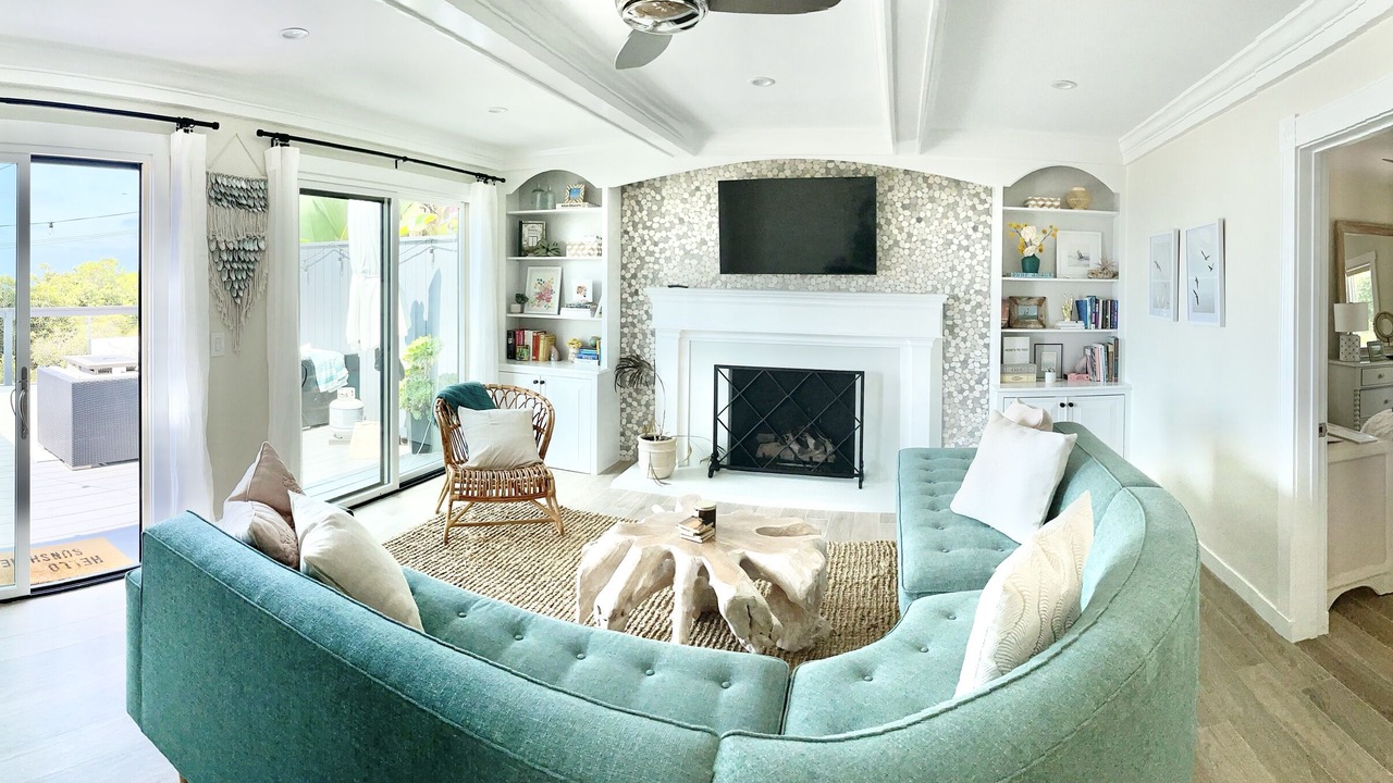 Photo of Livingroom in Summerland
