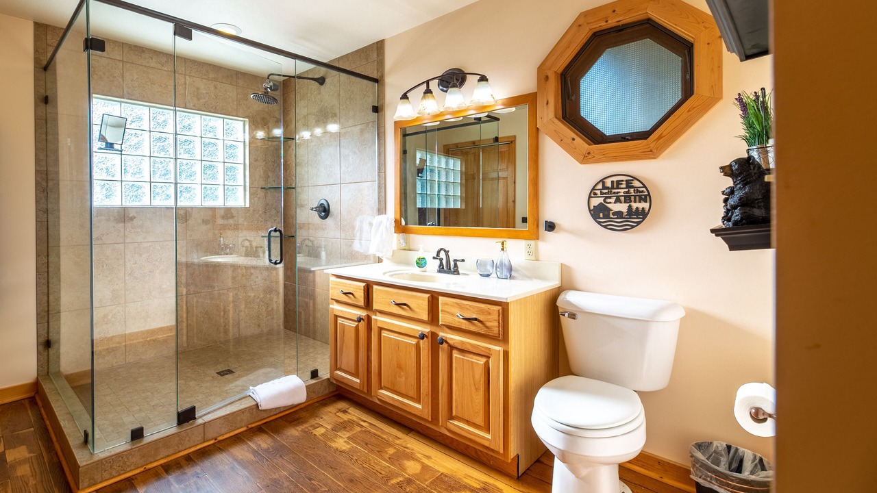 Photo of Bathroom in Wears Valley