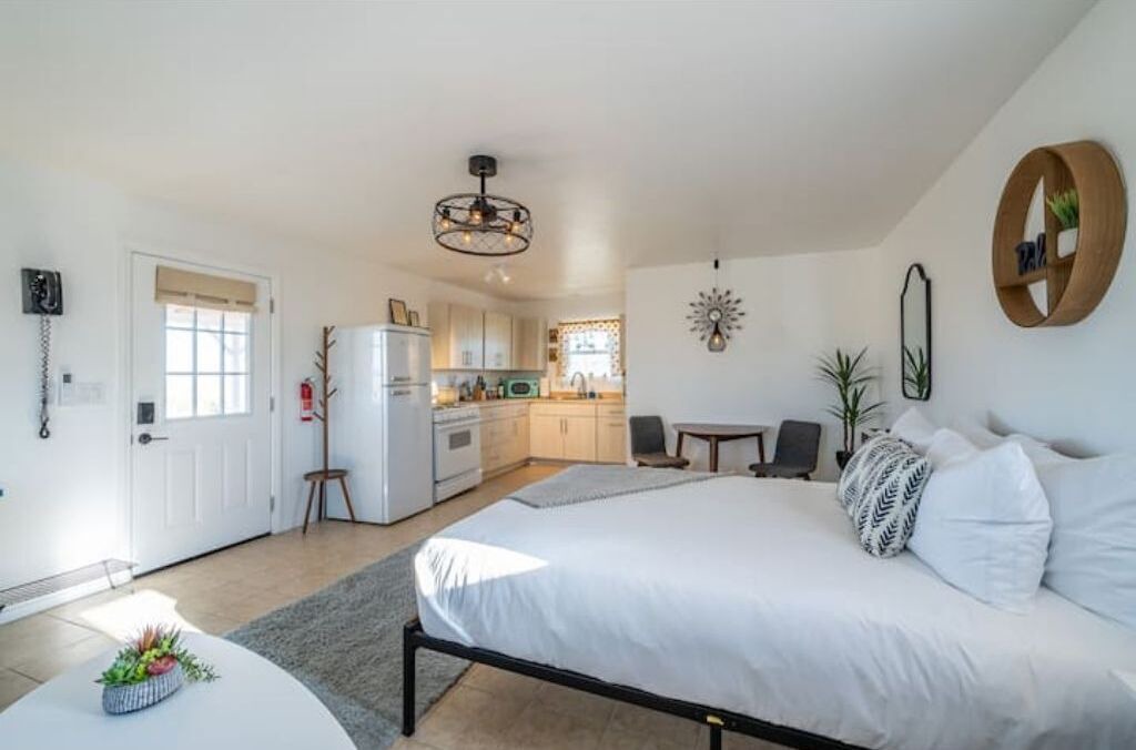 Photo of Bedroom in Twentynine Palms