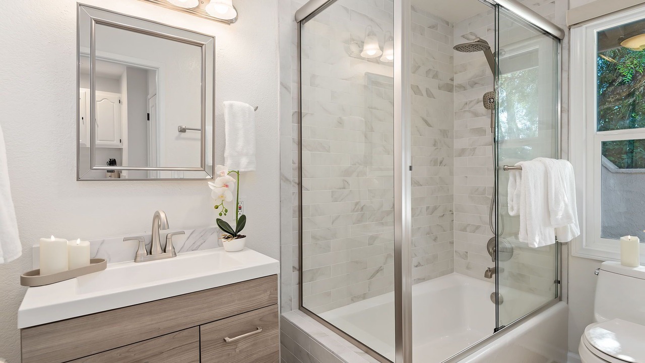 Photo of Bathroom in Campanil