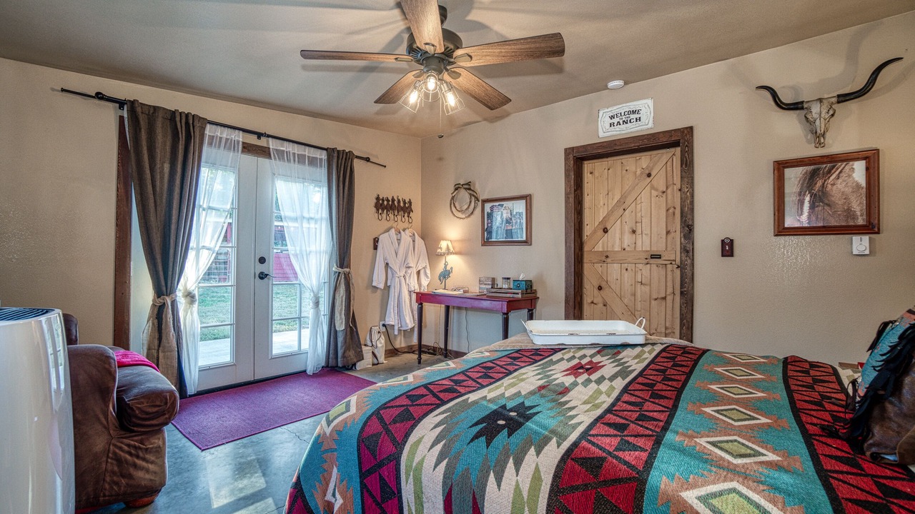 Photo of Bedroom in Upper Lake