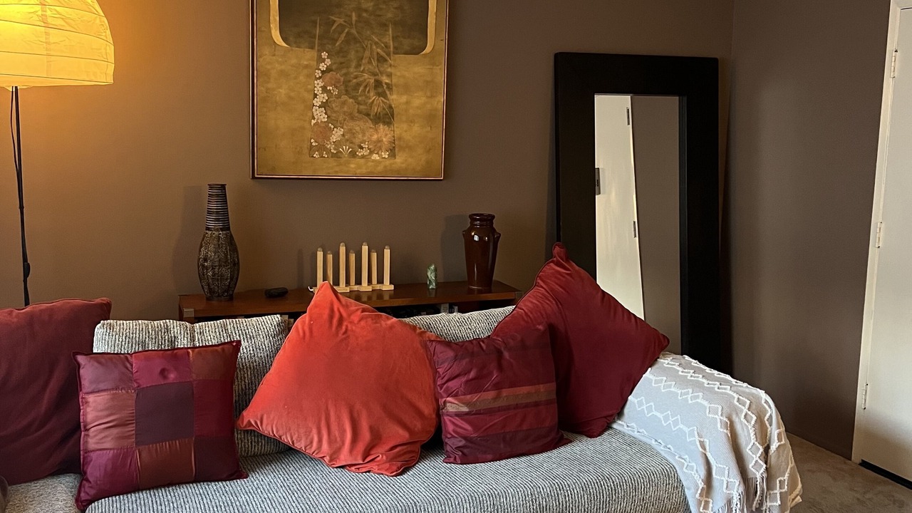 Photo of Livingroom in Tri-West