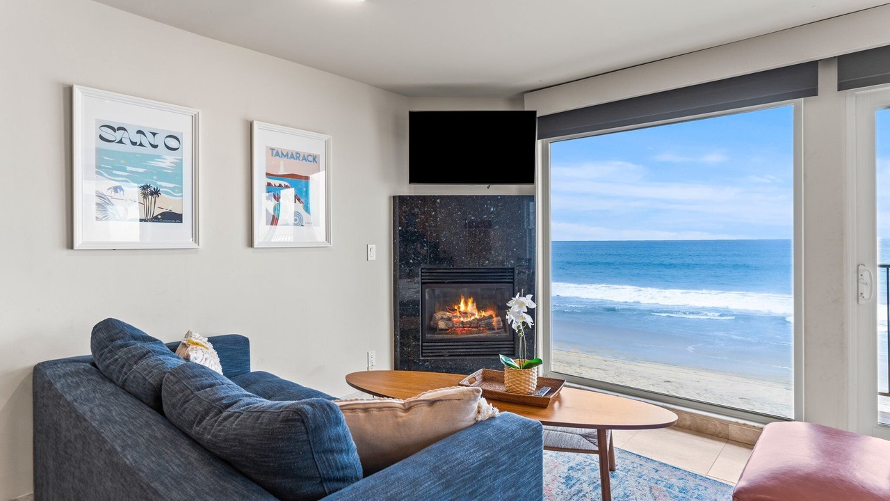 Photo of Livingroom in Carlsbad Village