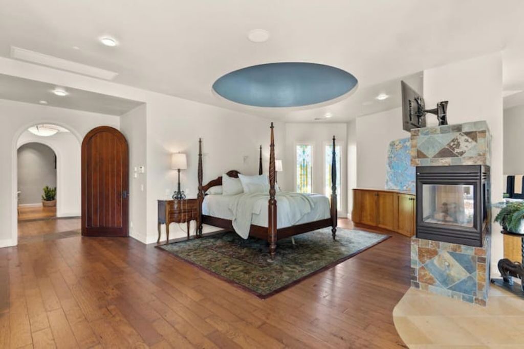 Photo of Bedroom in Davis