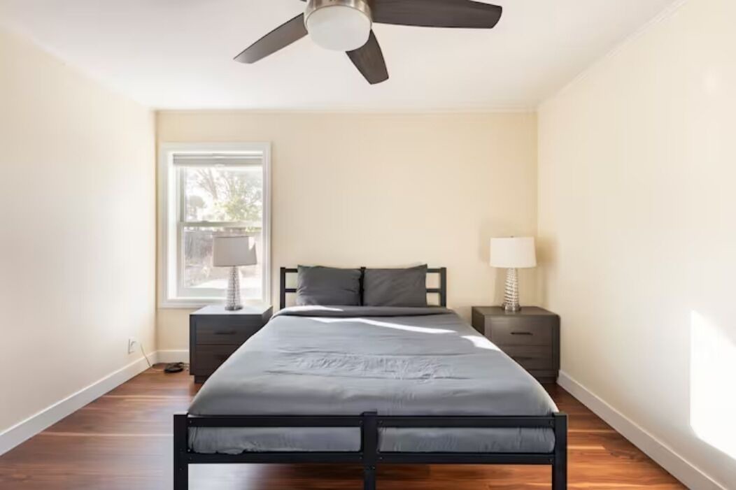 Photo of Bedroom in Millbrae