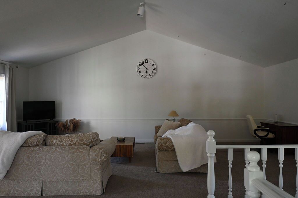 Photo of Livingroom in Templeton