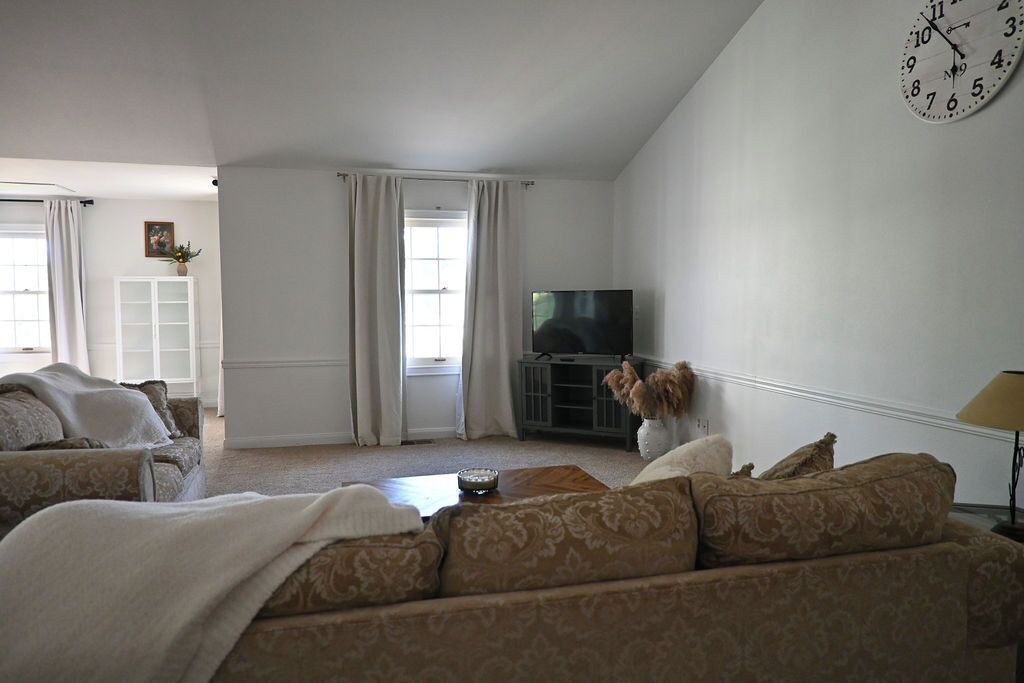 Photo of Livingroom in Templeton