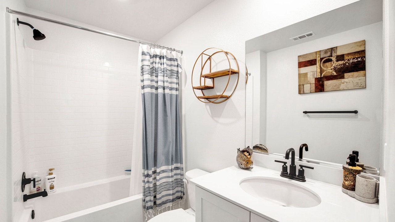 Photo of Bathroom in Canyon Country