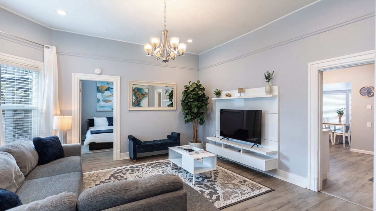 Photo of Livingroom in Downtown Sacramento