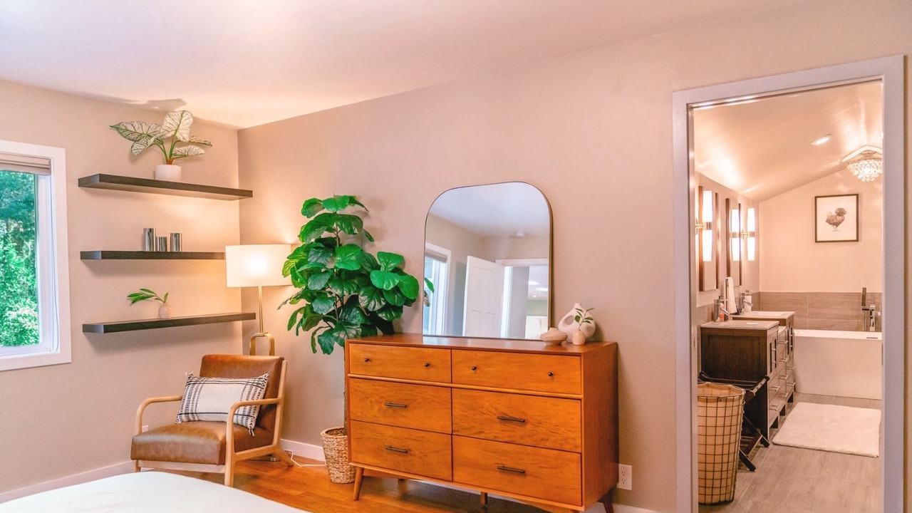 Photo of Bedroom in Northwood