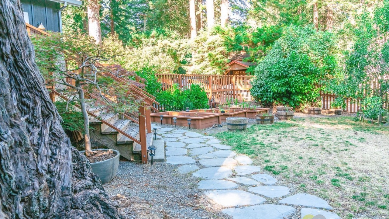 Photo of Outdoor in Northwood
