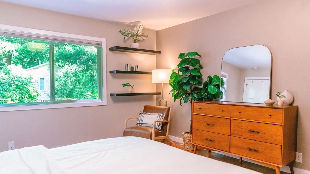 Photo of Bedroom in Northwood