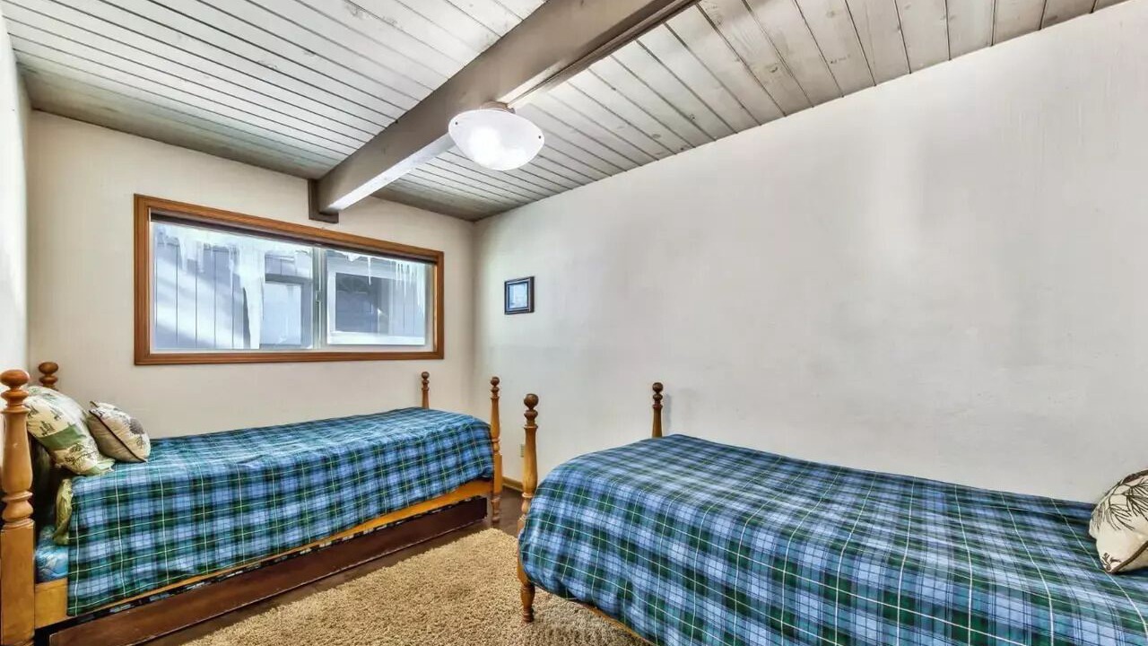 Photo of Bedroom in Tahoe Keys