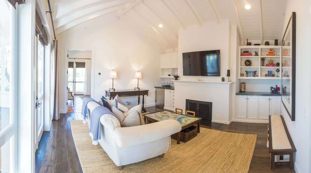 Photo of Livingroom in Santa Ynez