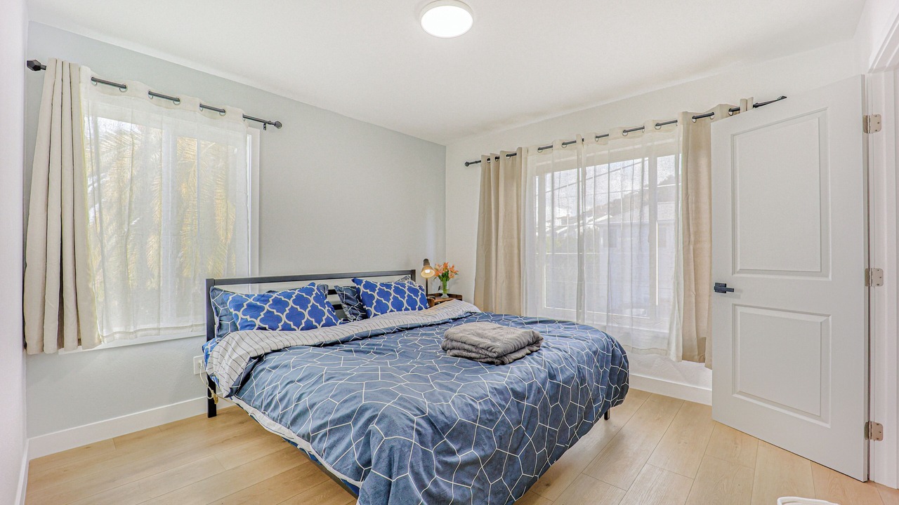 Photo of Bedroom in South San Mateo
