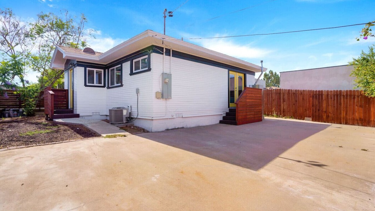 Photo of Outdoor in Golden Hill