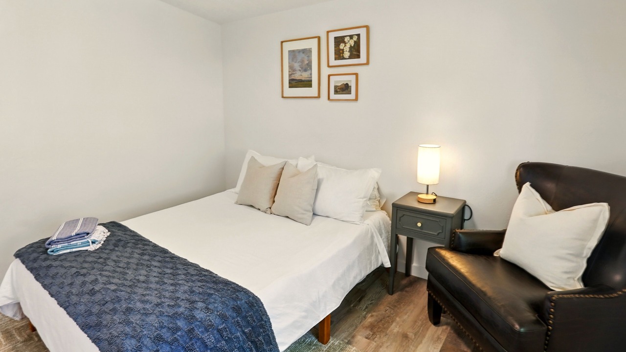 Photo of Bedroom in Hyrum