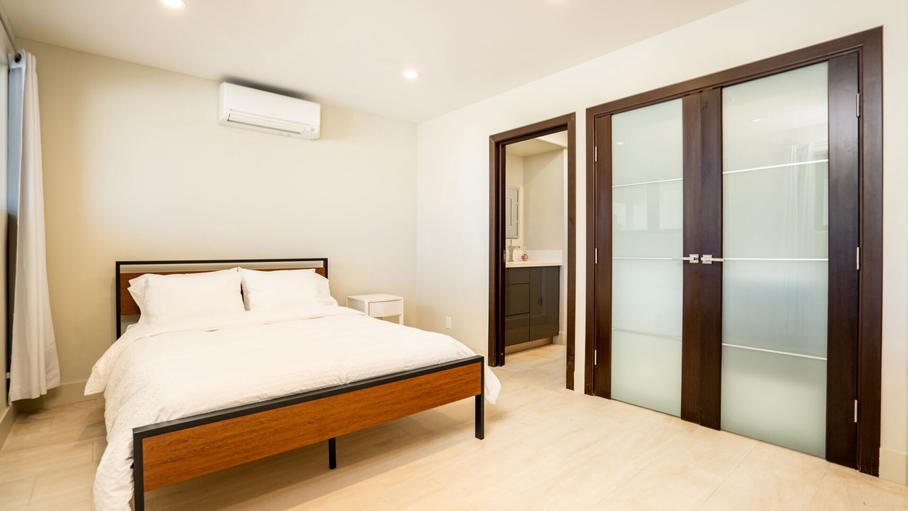 Photo of Bedroom in Seal Beach