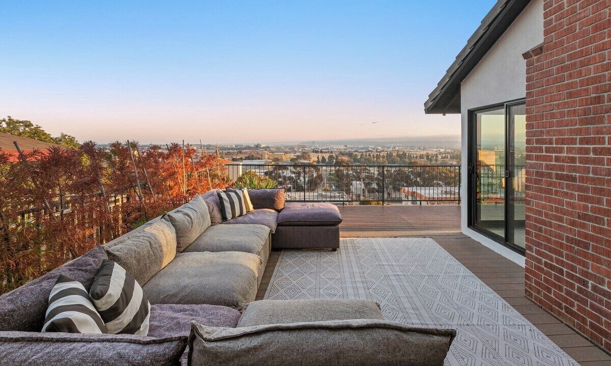 Photo of Outdoor in Mission Hills