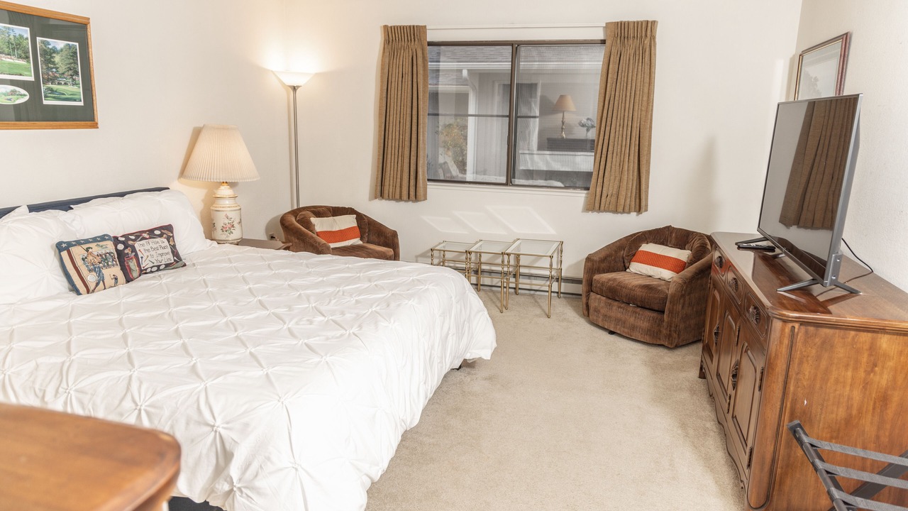 Photo of Bedroom in Plumas Eureka Estates