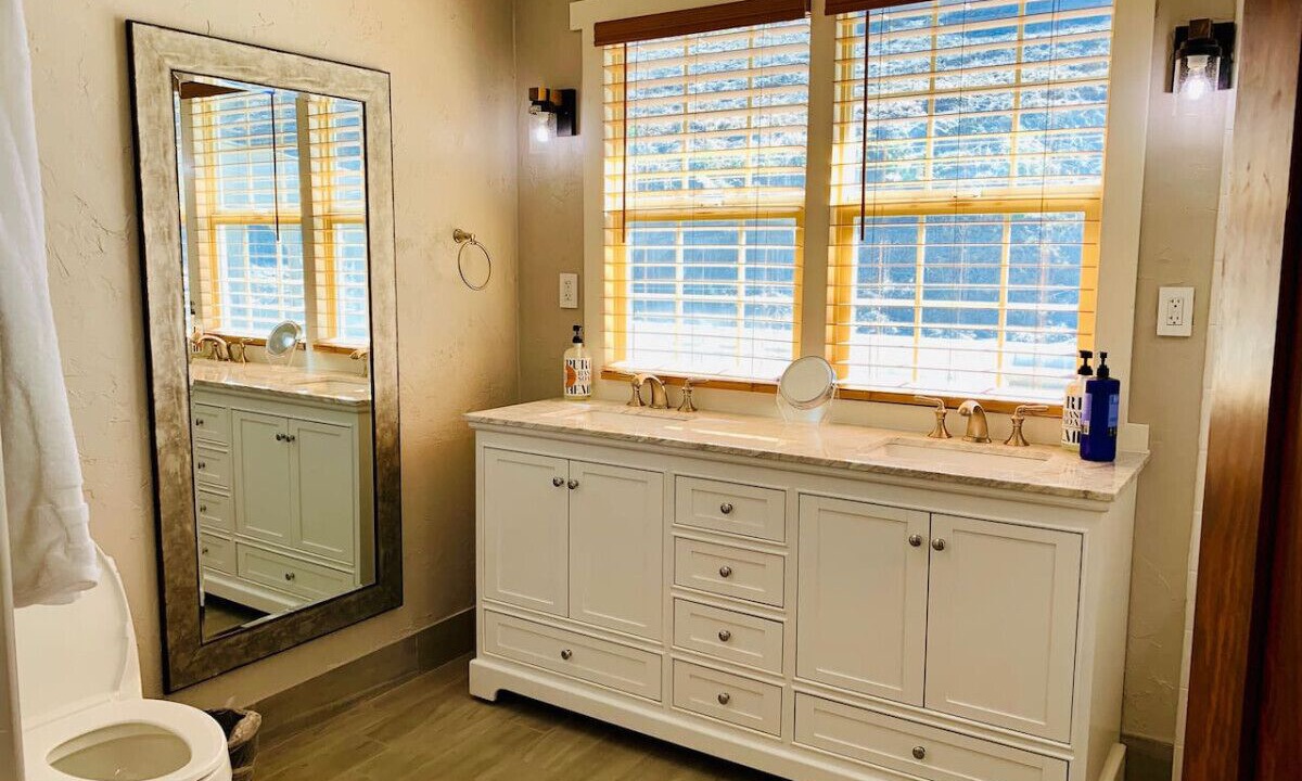 Photo of Bathroom in Lompoc