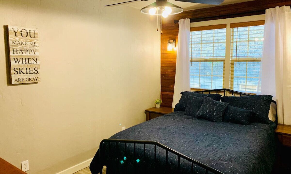 Photo of Bedroom in Lompoc