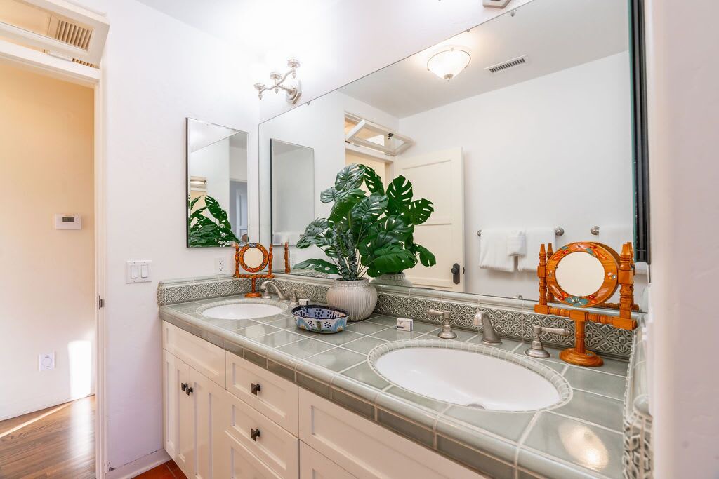 Photo of Bathroom in La Jolla Shores