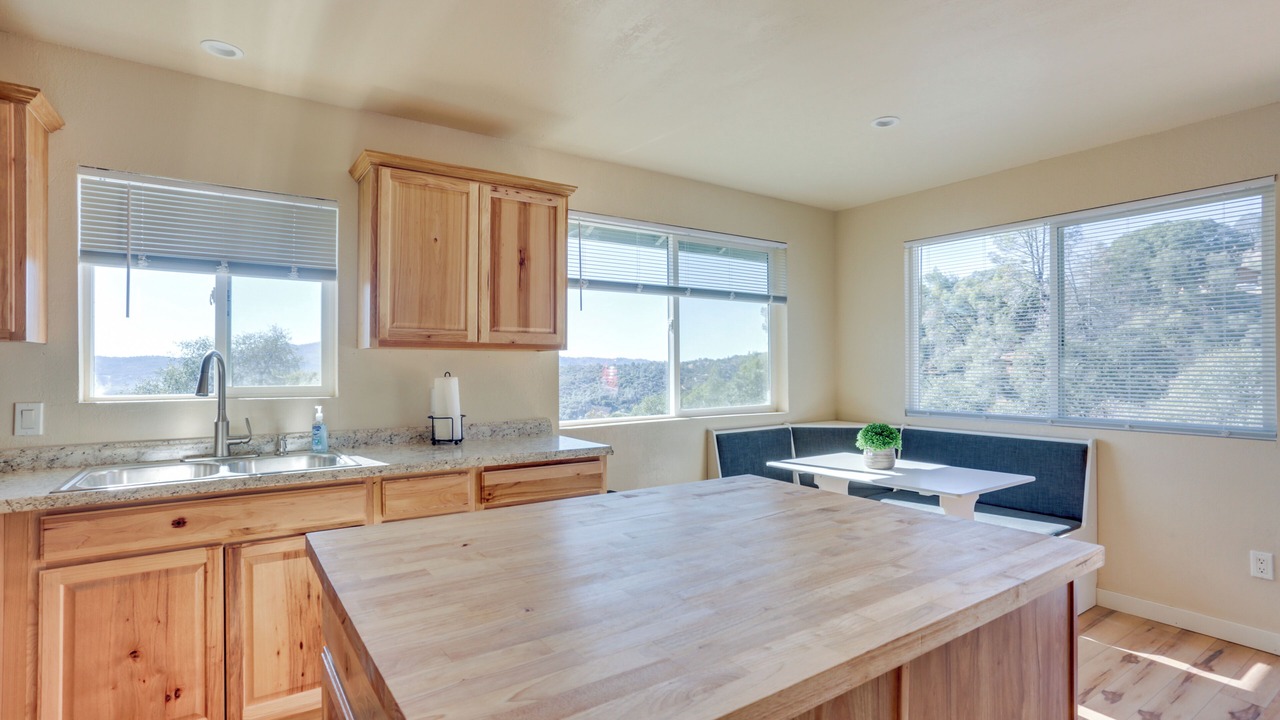 Photo of Kitchen in Yosemite Forks