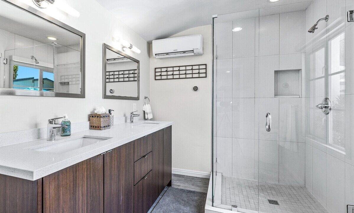 Photo of Bathroom in Deepwell Estates